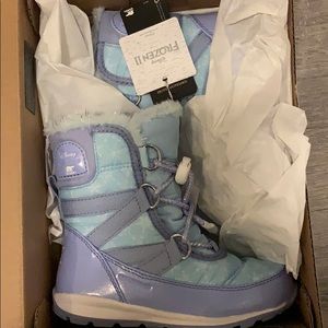 Disney sorel snow boots- new in box with tags